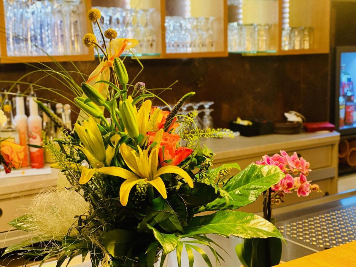 Hotel Sonnenhof Zur Altenburg Echte Ngoại thất bức ảnh